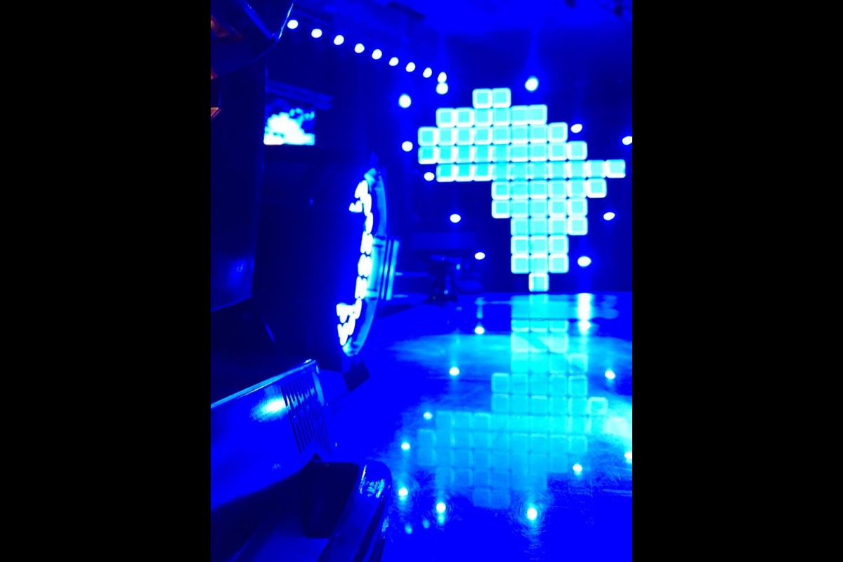 Custom-shaped pixel-mapped LED wall for entertainment event – Cape Town