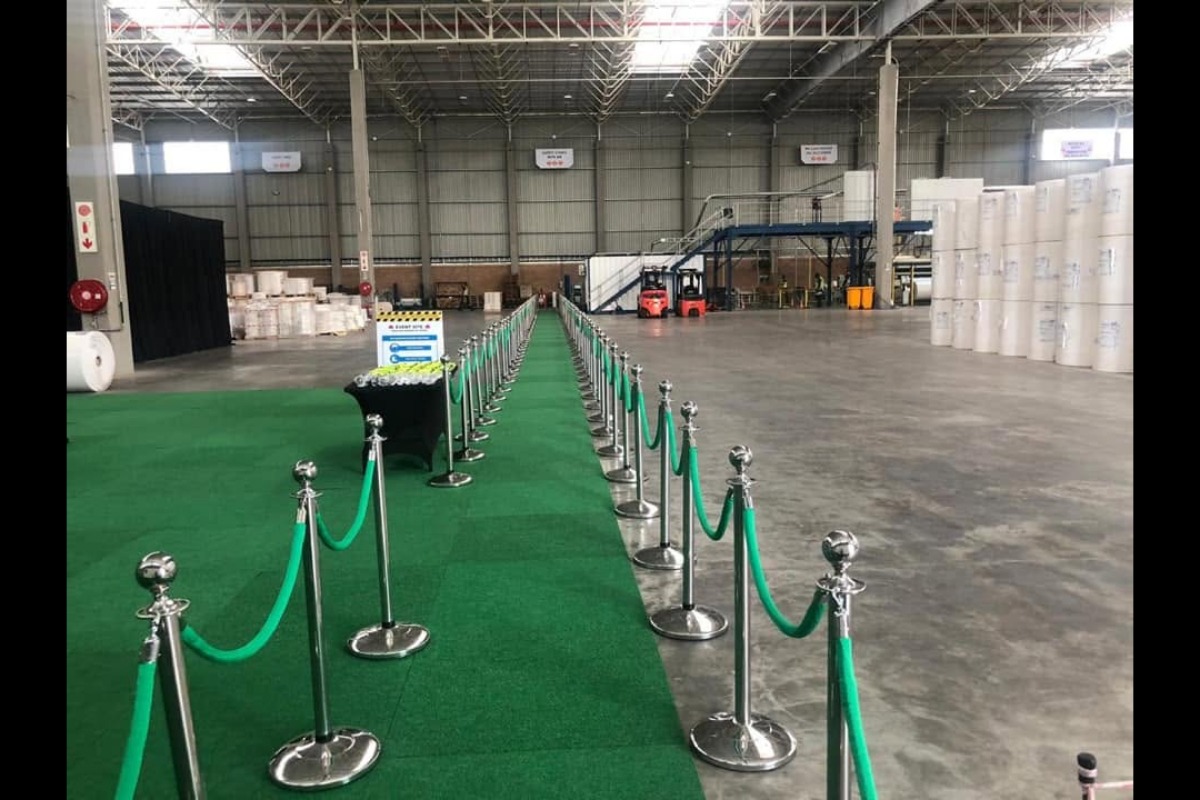 Custom green carpet entrance area with ropes and stanchions – Cape Town expo
