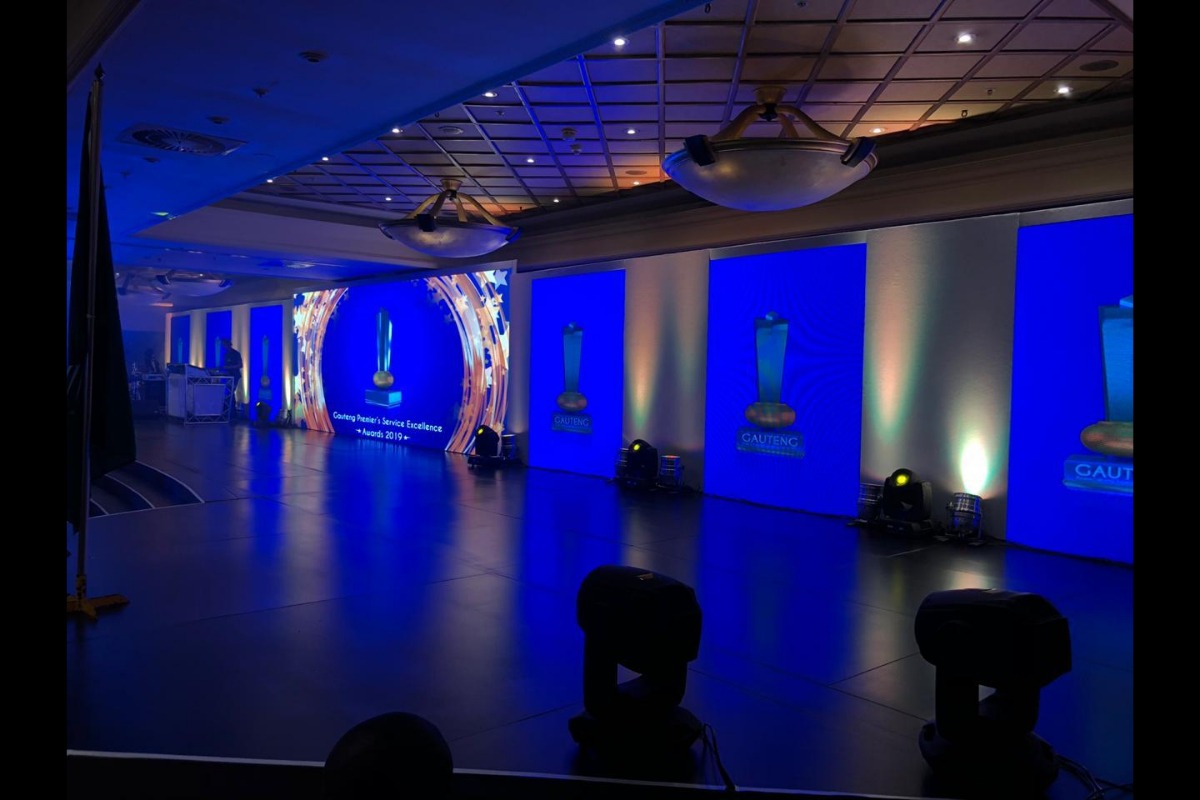 LED content mapping and preloaded screen visuals for corporate event