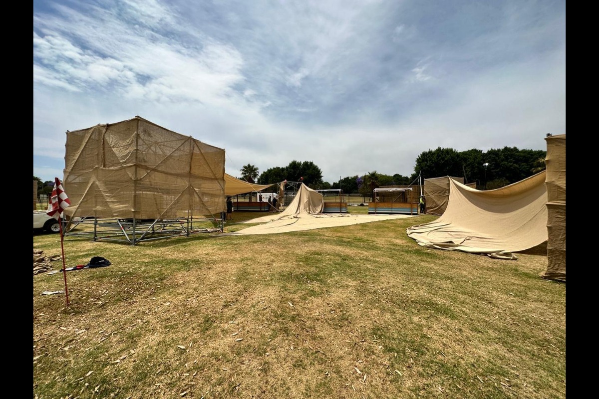 Covered tent structure for activations – Winelands region